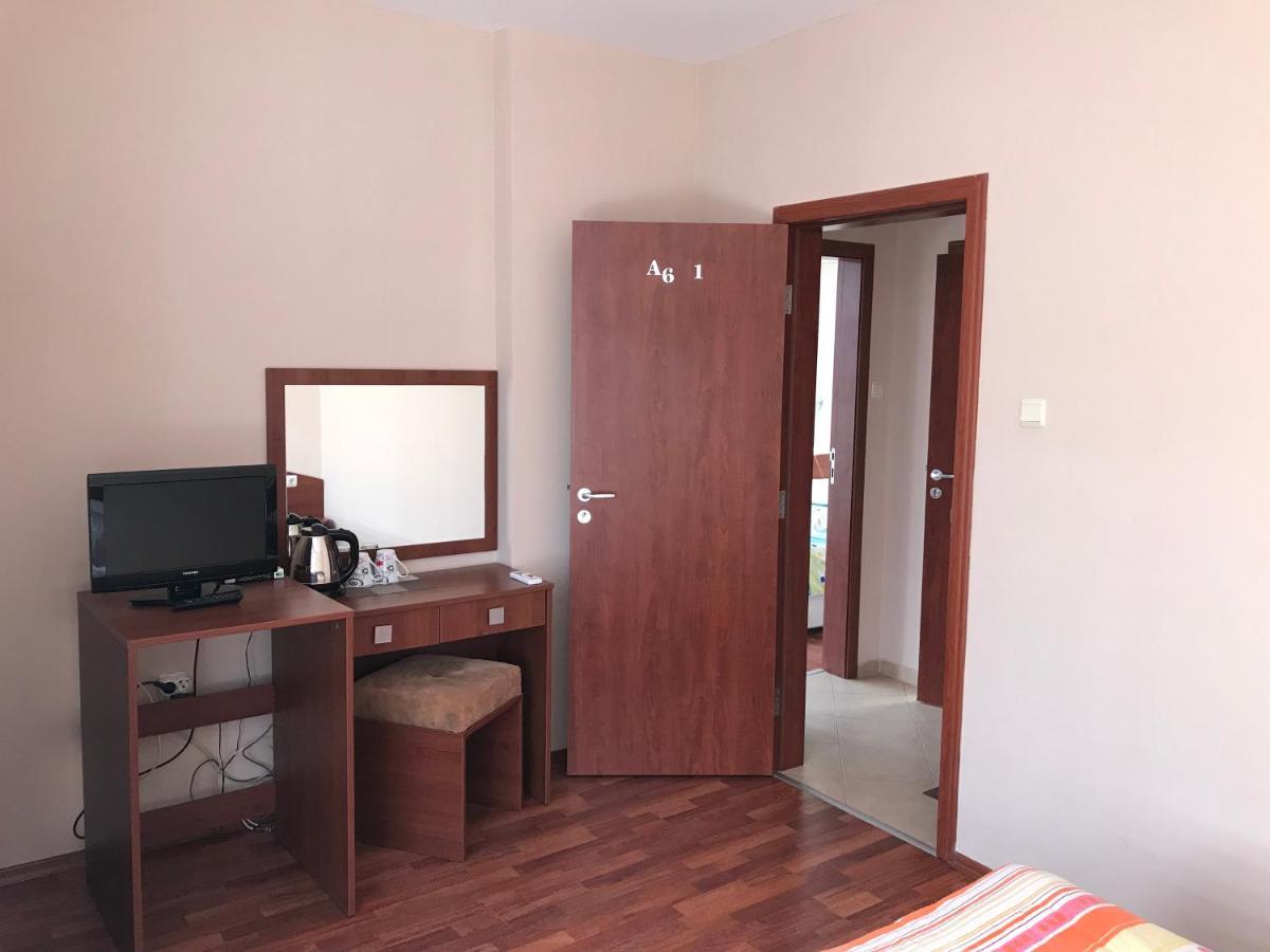 Къща за Гости Червената Къща Hotel Несебър Екстериор снимка