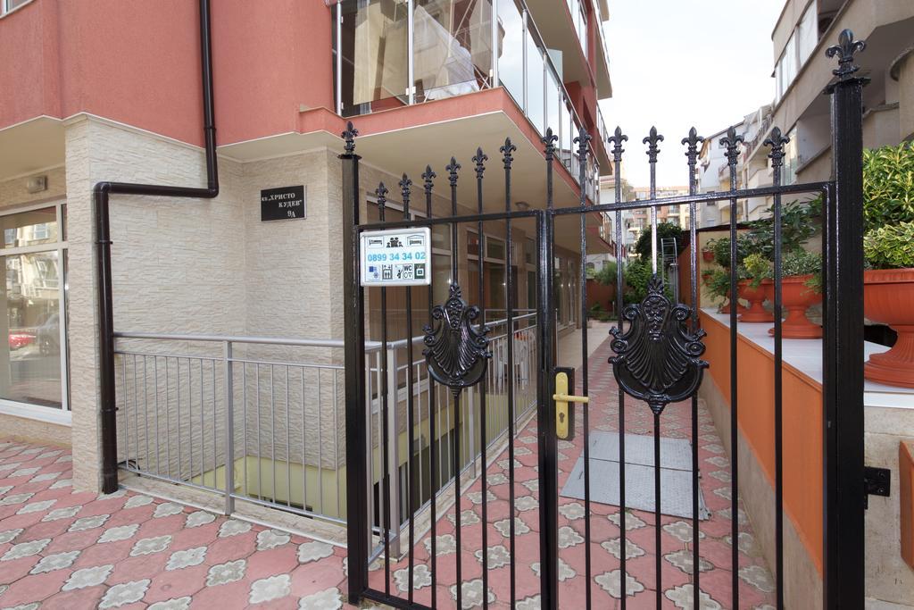 Къща за Гости Червената Къща Hotel Несебър Екстериор снимка