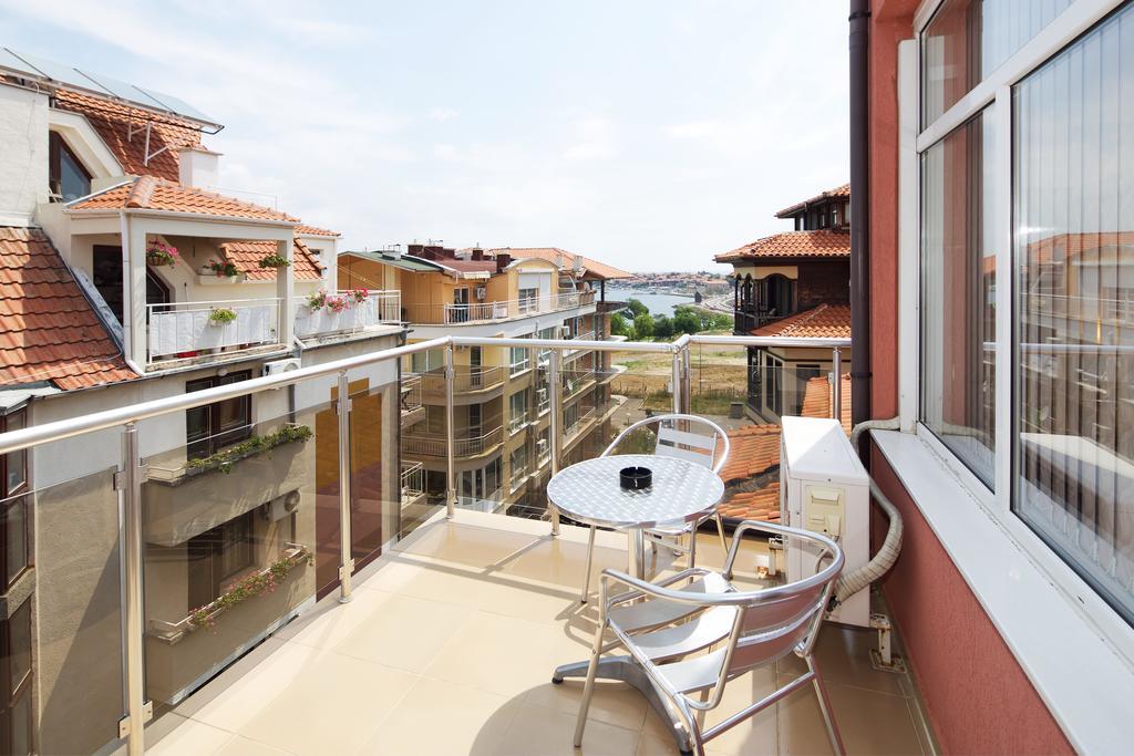 Къща за Гости Червената Къща Hotel Несебър Екстериор снимка