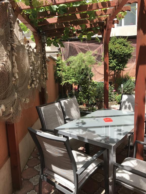 Къща за Гости Червената Къща Hotel Несебър Екстериор снимка